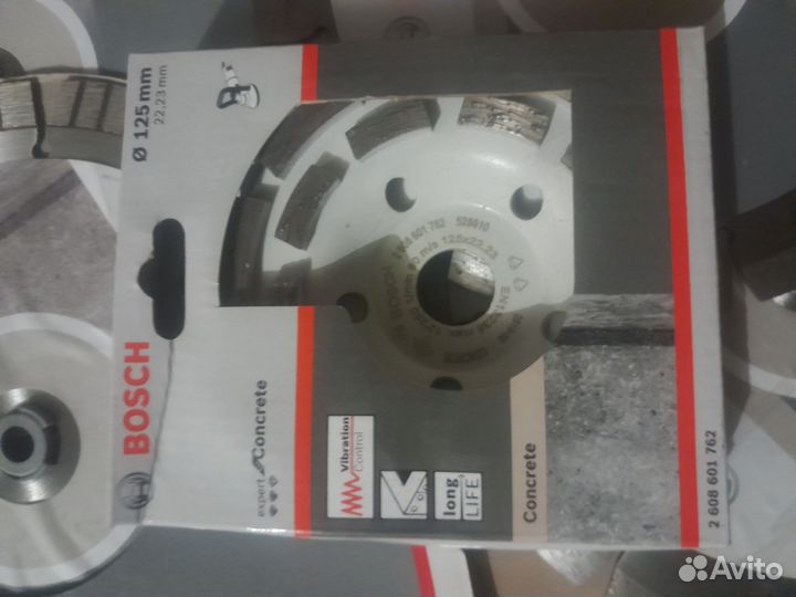 Продам алмазный диск Bosch Concrete 230мм