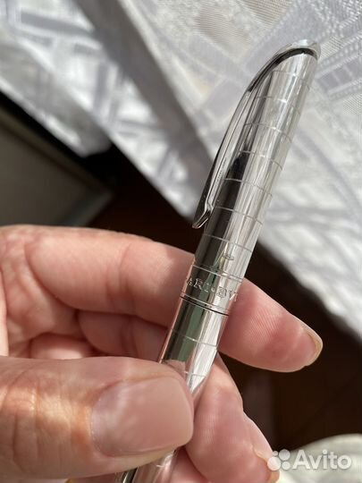 Ручка шариковая подарочная