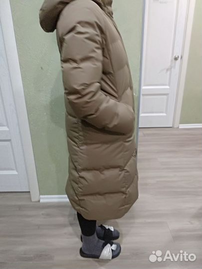 Uniqlo пуховик бесшовный