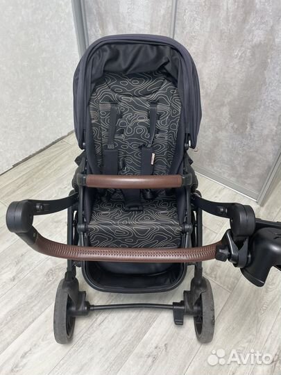 Прогулочная коляска luxmom