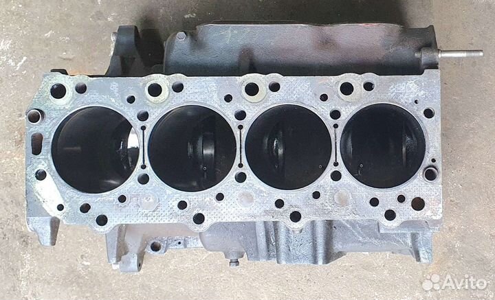 Блок двигателя Hyundai D4BA