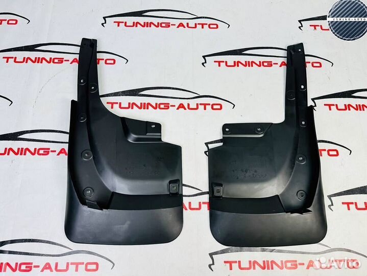 Брызговики на Lexus LX 570