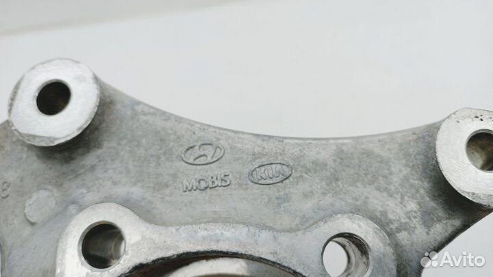 Кулак поворотный задний правый Hyundai Santa Fe TM