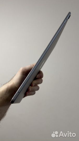 iPad Pro 10.5 2017 64Gb Wifi + Cellular mqey2RU/A