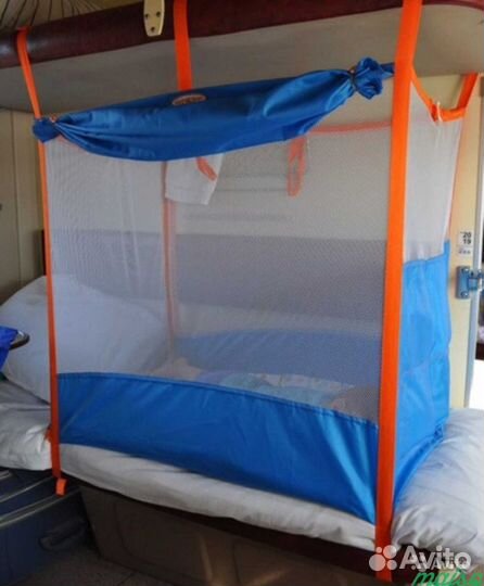 Защитный бортик в поезд