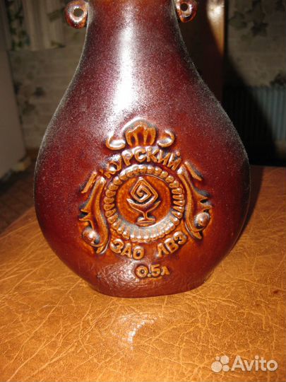 Бутылка керамическая от водки Граф Виктор