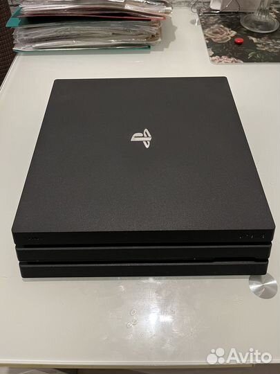 Sony playstation 4 PS4 pro