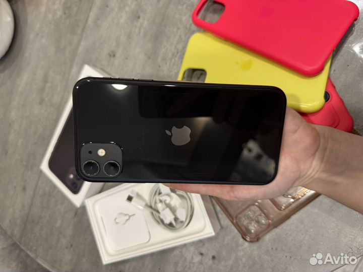 iPhone 11, 128 ГБ