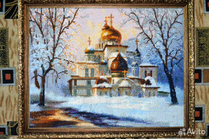Картина вышитая крестиком Зимний храм