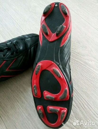 Бутсы футбольные шиповки