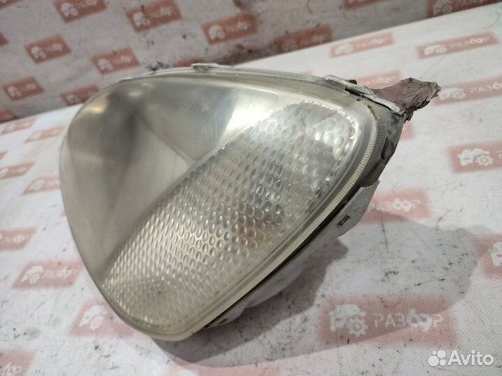 Фара передняя левая Toyota Prius HK-NHW10 1nzfxe