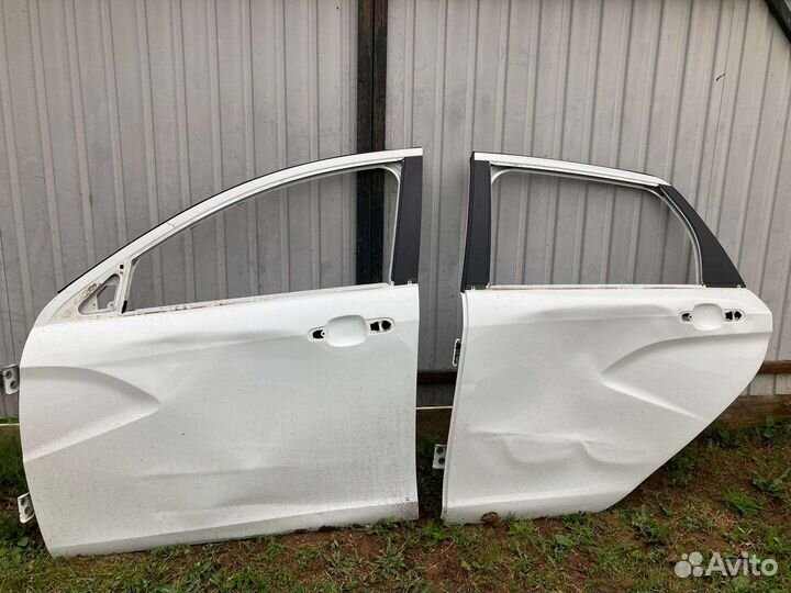 Двери на LADA Vesta