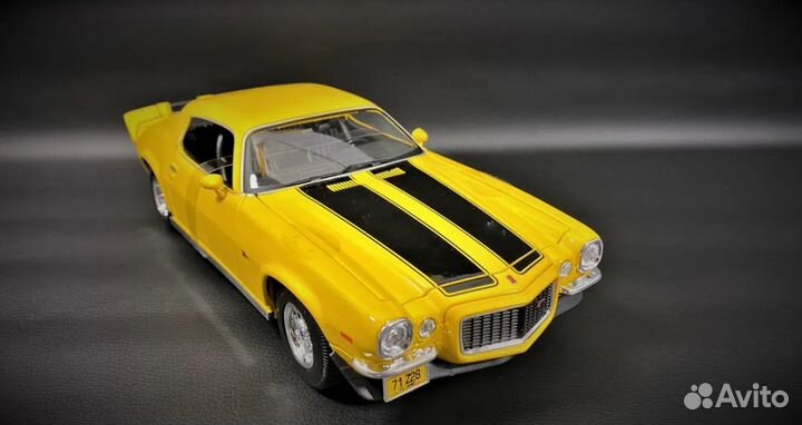 Chevrolet Camaro 1971 1:18