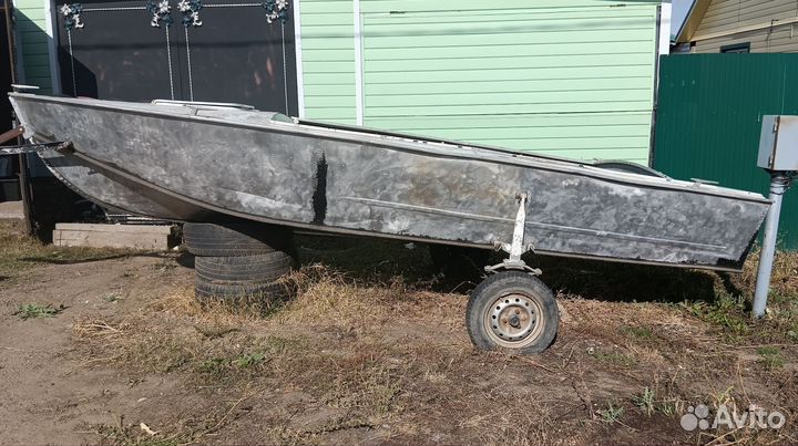 Лодка Прогресс 4