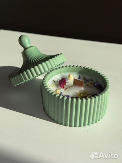 Шкатулка и свечи из гипса