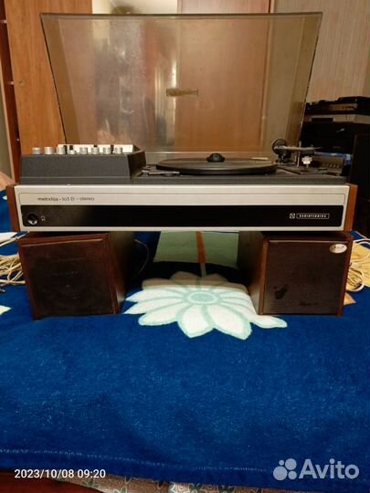 Виниловый проигрыватель мелодия 103в