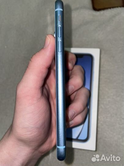 iPhone Xr, 64 ГБ