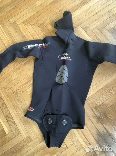 Гидрокосюм Beuchat,размер 52