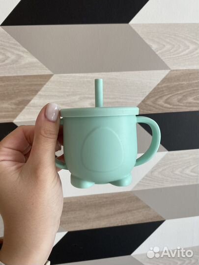 Нагрудник и поильник детский Miyoumi