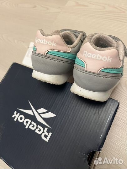 Кроссовки reebok 28