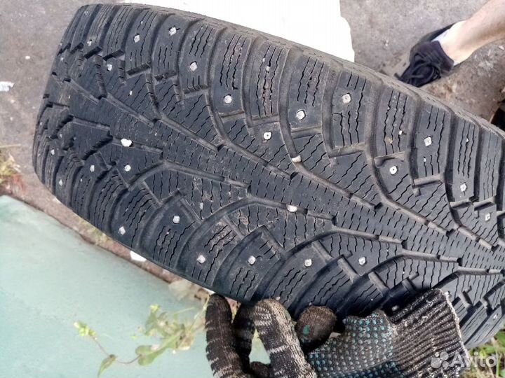 Nokian Tyres Nordman 5 SUV 215/60 R17