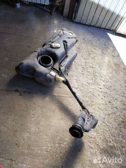 Топливный бак Peugeot 207 1.4 16v хэтчбек