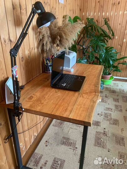 Письменный стол лофт из австралийского эвкалипта