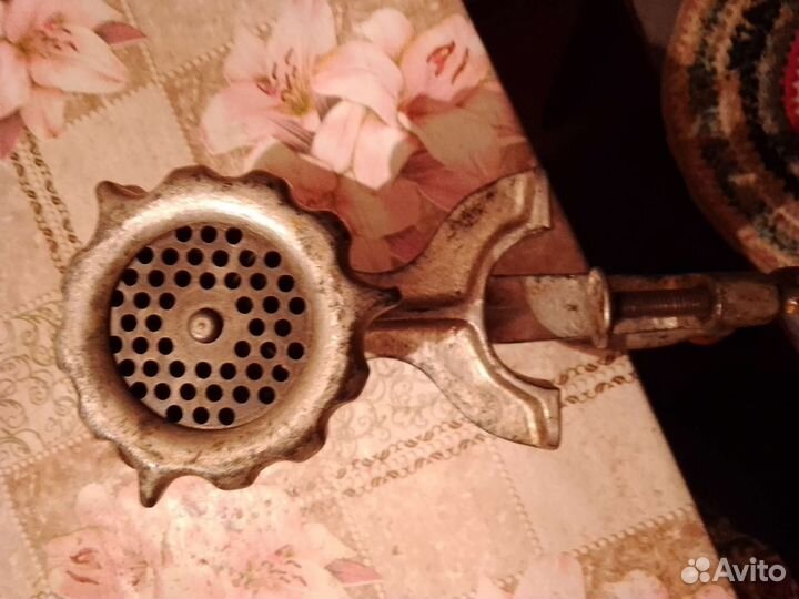 Мясорубка.касли.раритет.чугунная.ручная