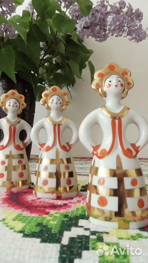 Статуэтки Дулево. Матрешки в кокошниках. 2 шт