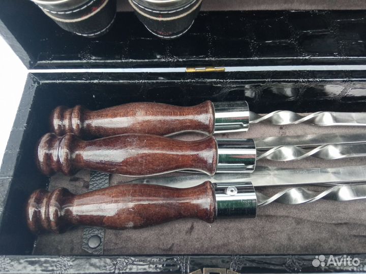 Шашлычный набор в кожаном кейсе российский