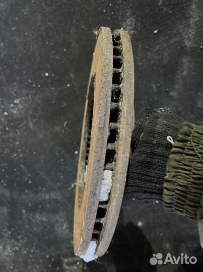 Тормозной диск передний Mazda CX-5 KE 15 год