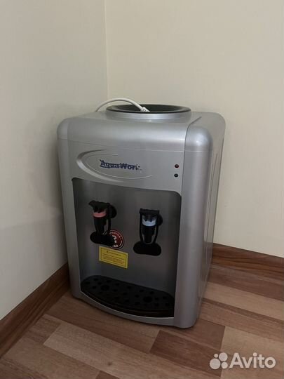 Кулер для воды aqua work