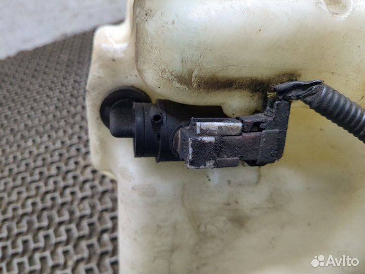 Бачок омывателя Honda Accord 6, 2002