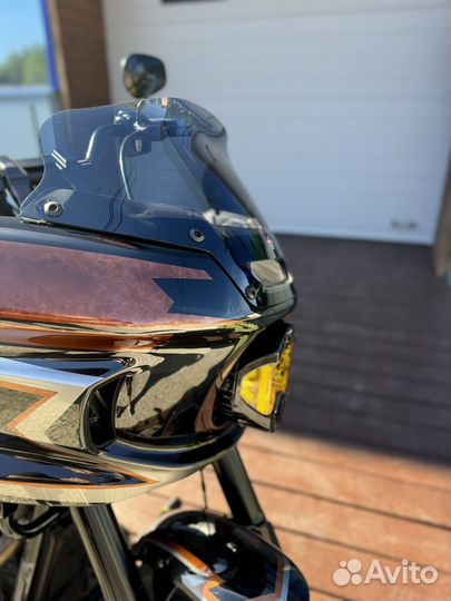Harley Davidson low rider st