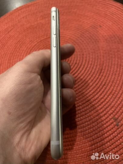 iPhone 7, 32 ГБ