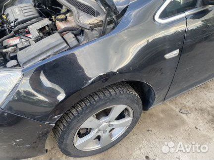 Крыло переднее левое Opel Astra J хэтчбек