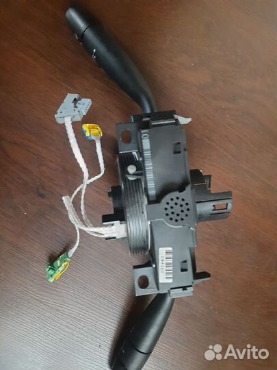 Подрулевой переключатель Peugeot 206