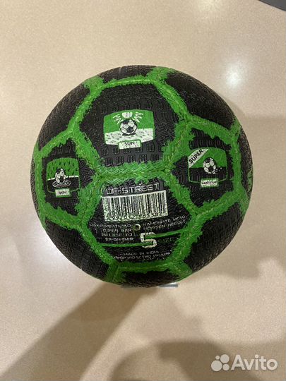 Футбольный мяч demix