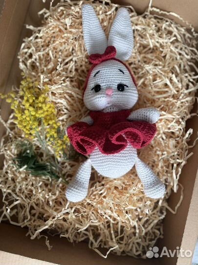 Вязаные игрушки заяц