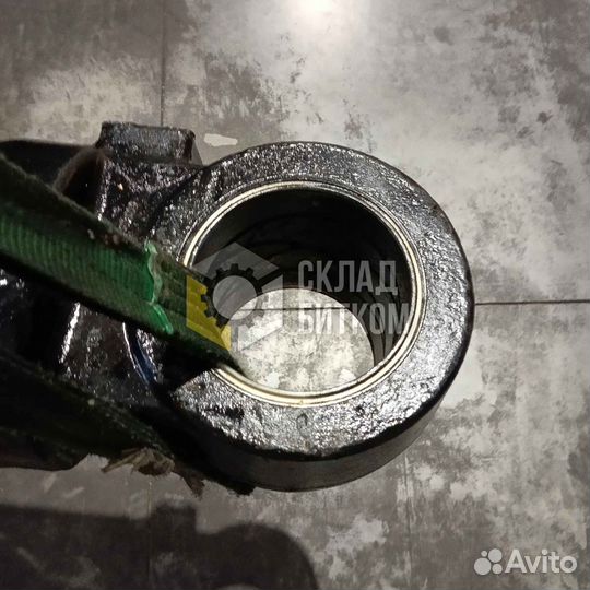 Гидроцилиндр стрелы Caterpillar 349D