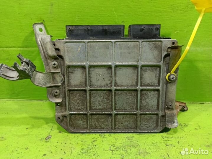 Блок управления двигателем Toyota Corolla E150 1ZR