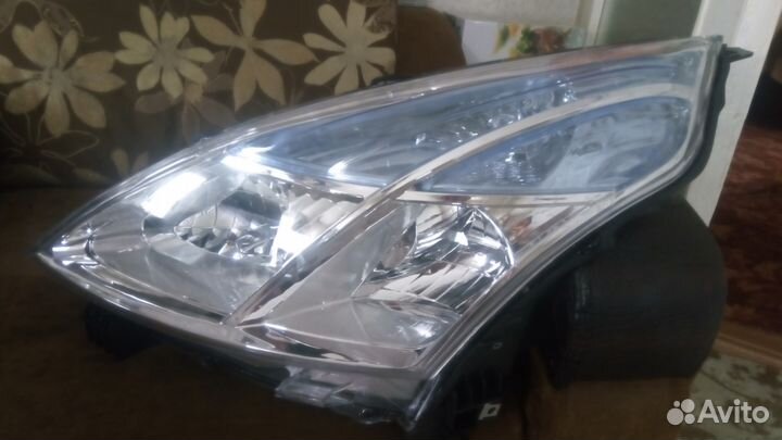 Фара левая Nissan Teana J32