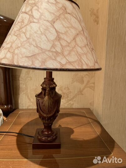 Лампа настольная