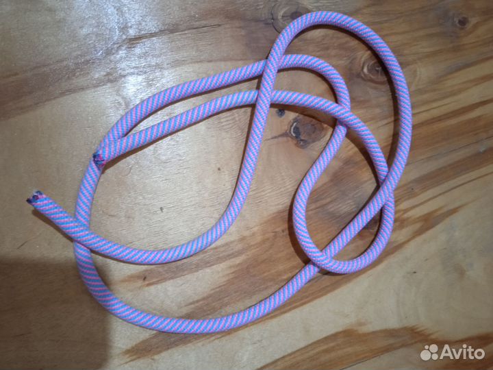 Мяч, обруч, скакалка для художественной гимнастики