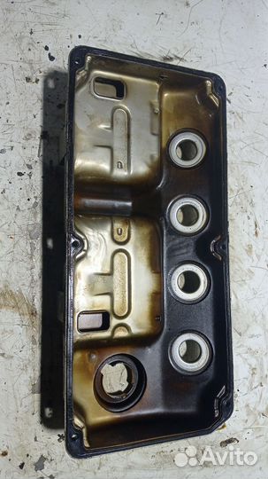 Клапанная крышка Мицубиси Ланцер 6, 4G92