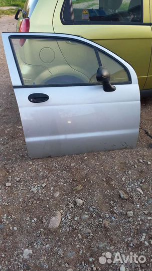 Предный правый дверь на daewoo Матиз