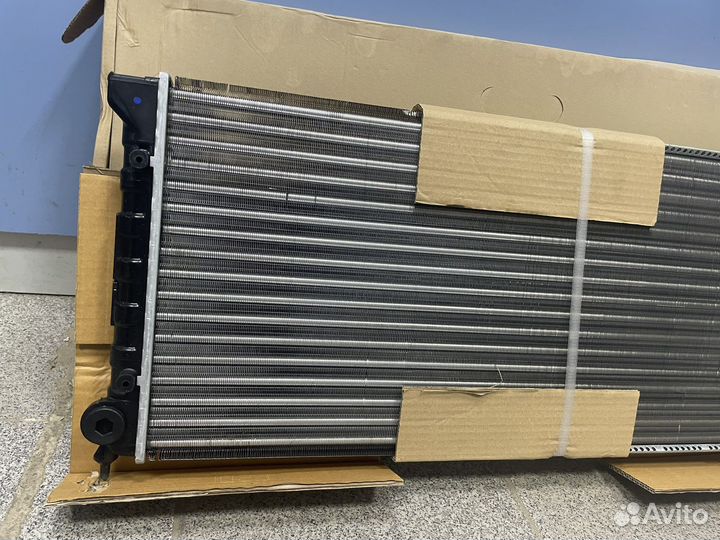 Радиатор охлаждения volkswagen passat b3 vw2066