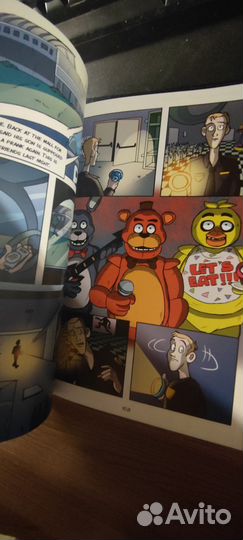 Книги и комикс Five nights AT Freddy's