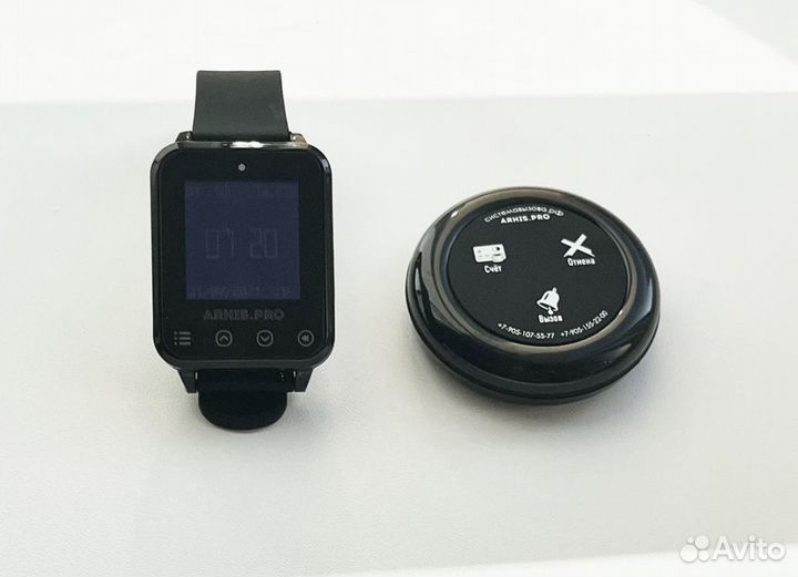 Влагозащищенная кнопка вызова официанта и часы