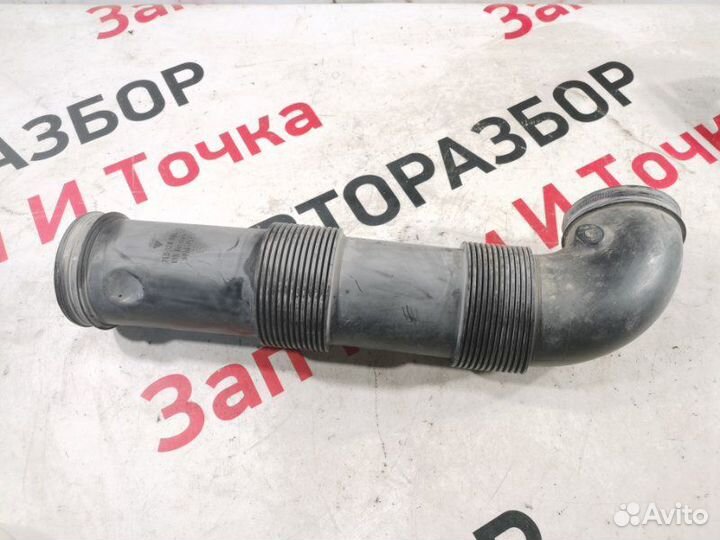 Патрубок воздушного фильтра Porsche Cayenne 958